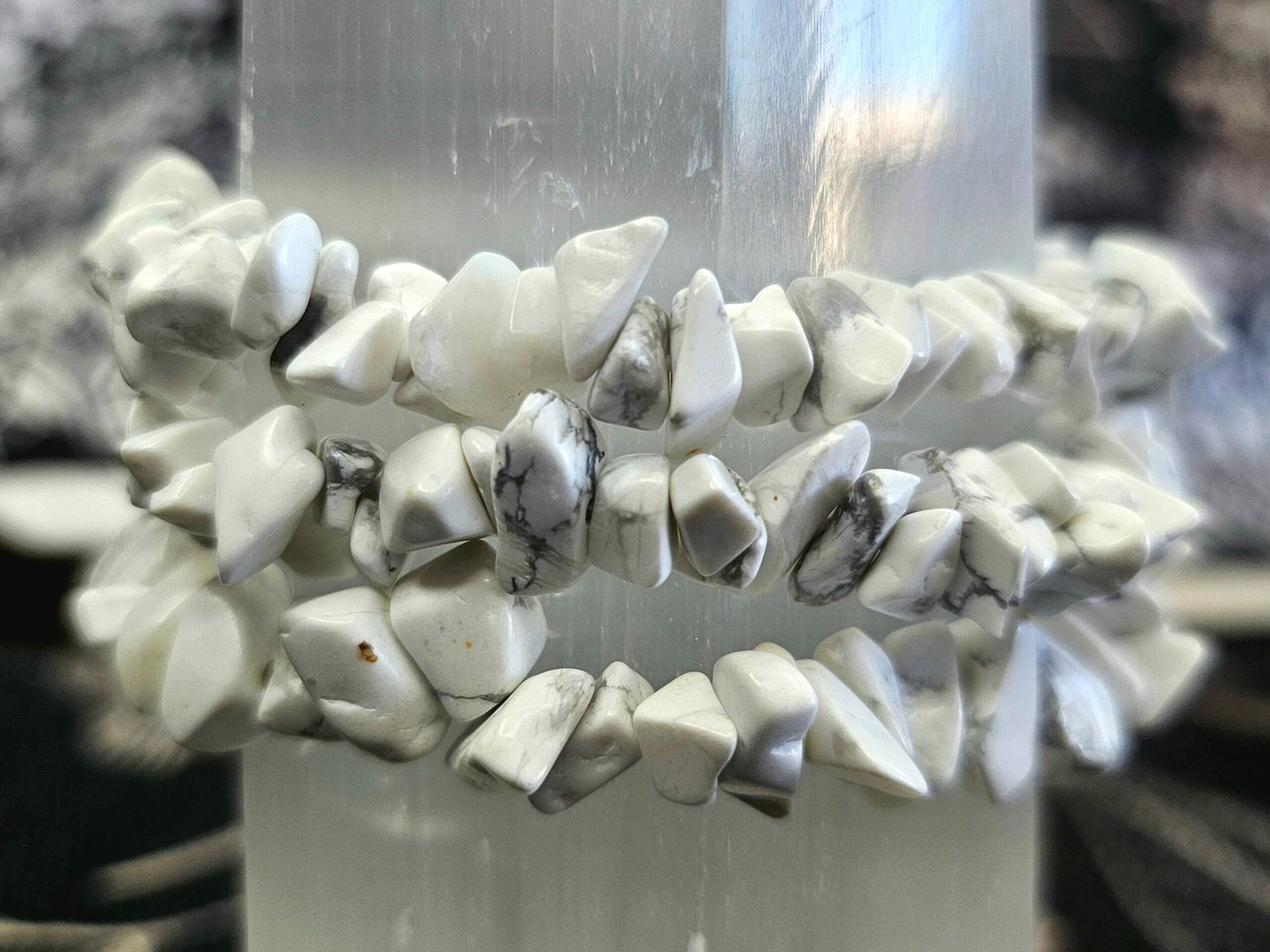 Howlite Chip Bracelet - Image 6