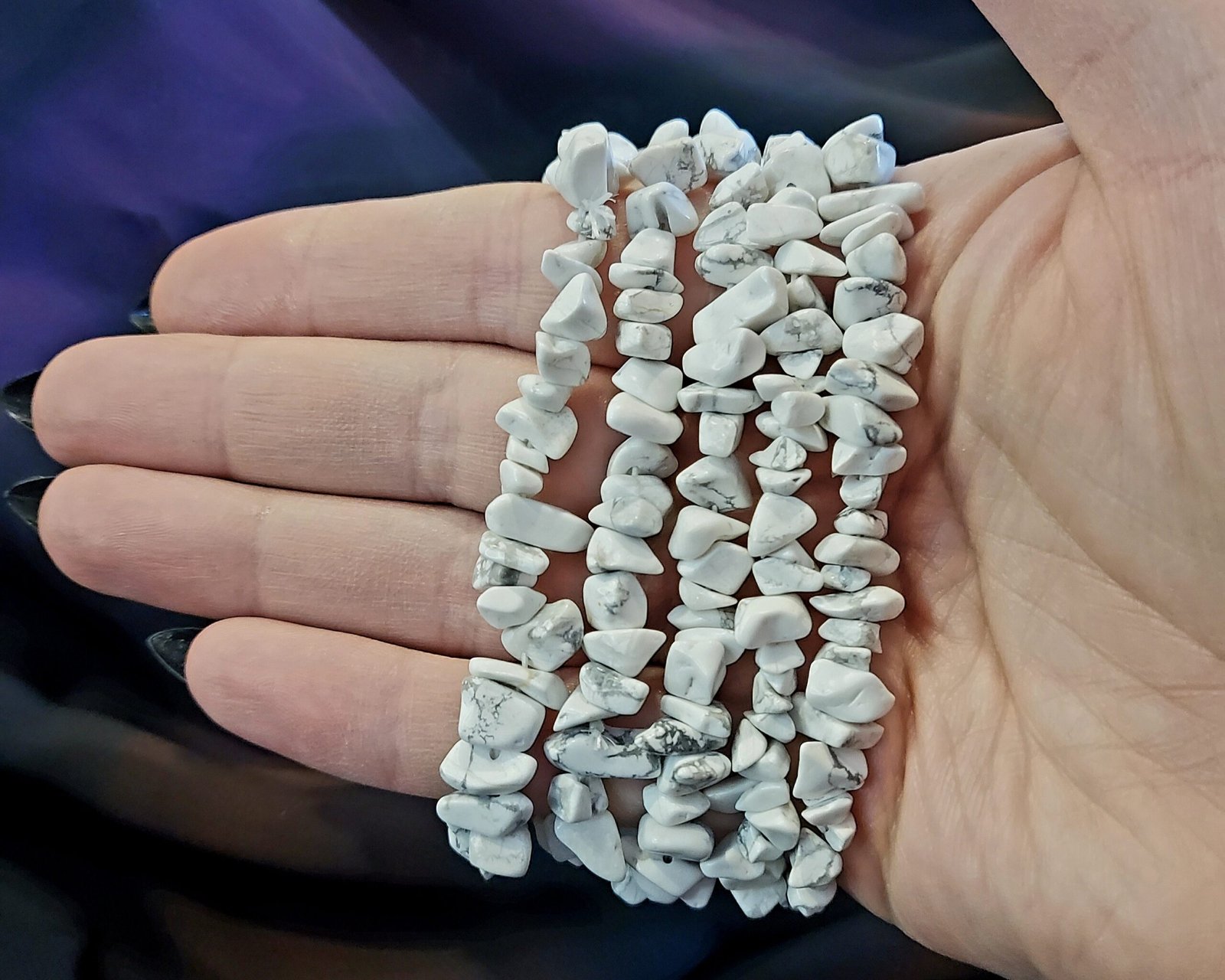 Howlite Chip Bracelet - Image 4